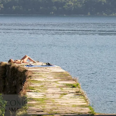 Holiday home Casetta Del Molo Mandello del Lario